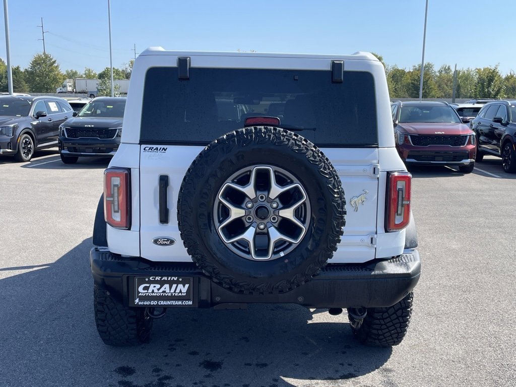 Used 2025 Ford Bronco Badlands image 6