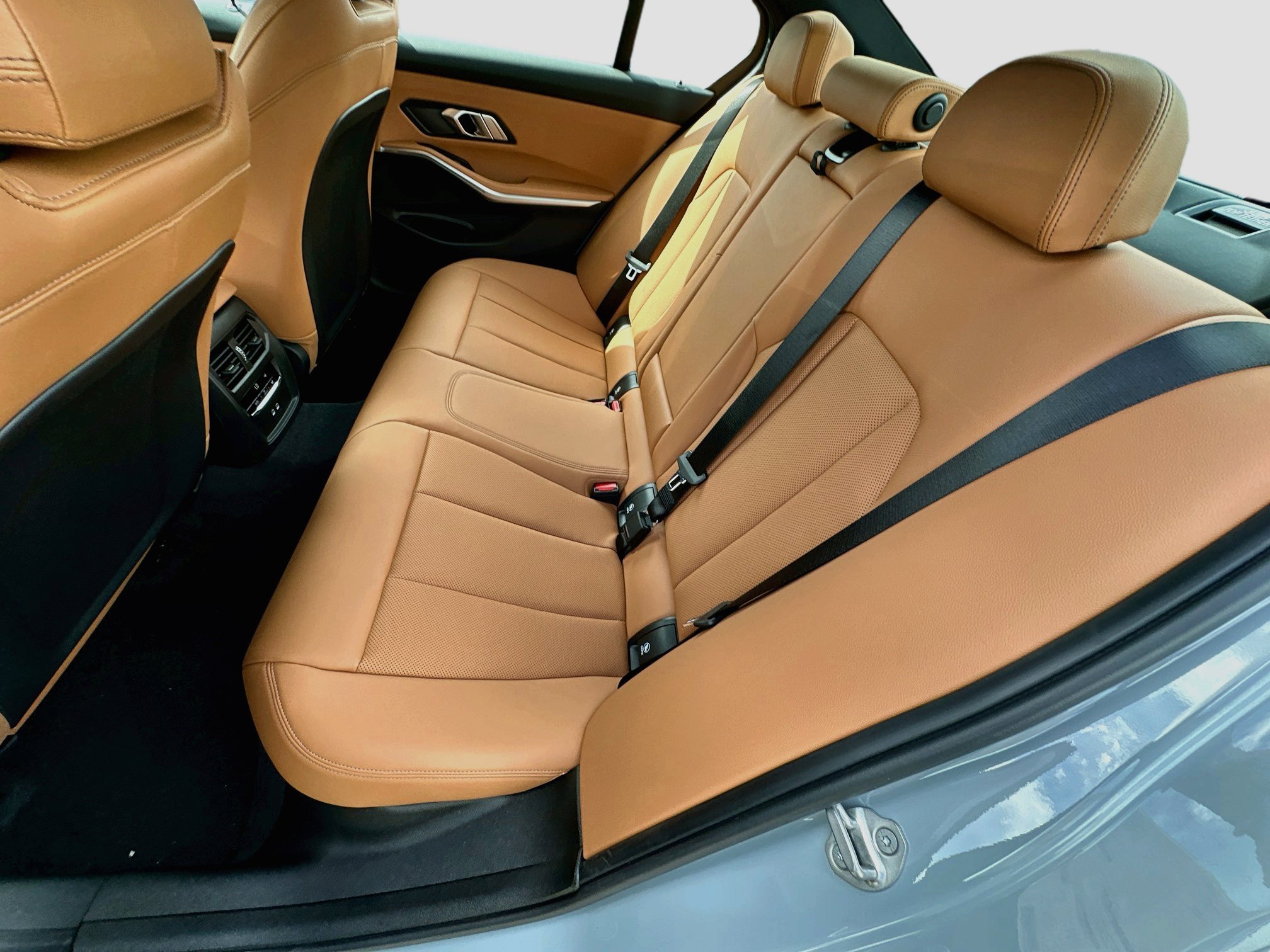 New 2026 BMW 330i Sedan w/ M Sport Package RWD image 19
