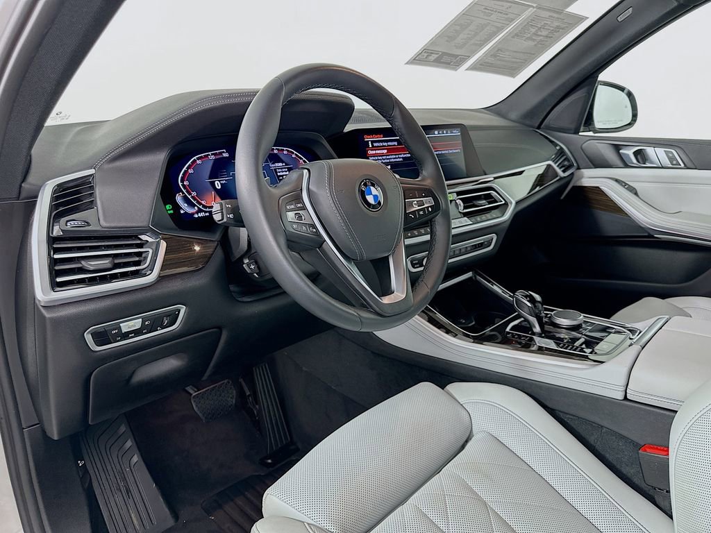 Certified 2023 BMW X5 xDrive40i w/ Parking Assistance Package image 9