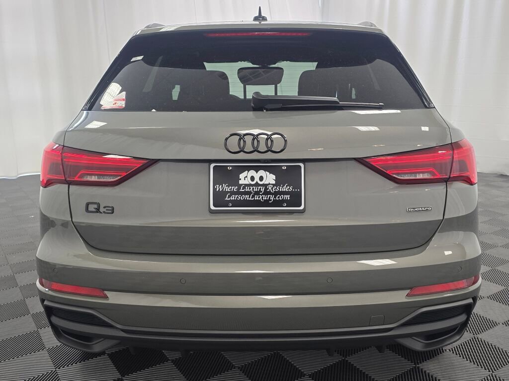 New 2025 Audi Q3 2.0T Premium image 5