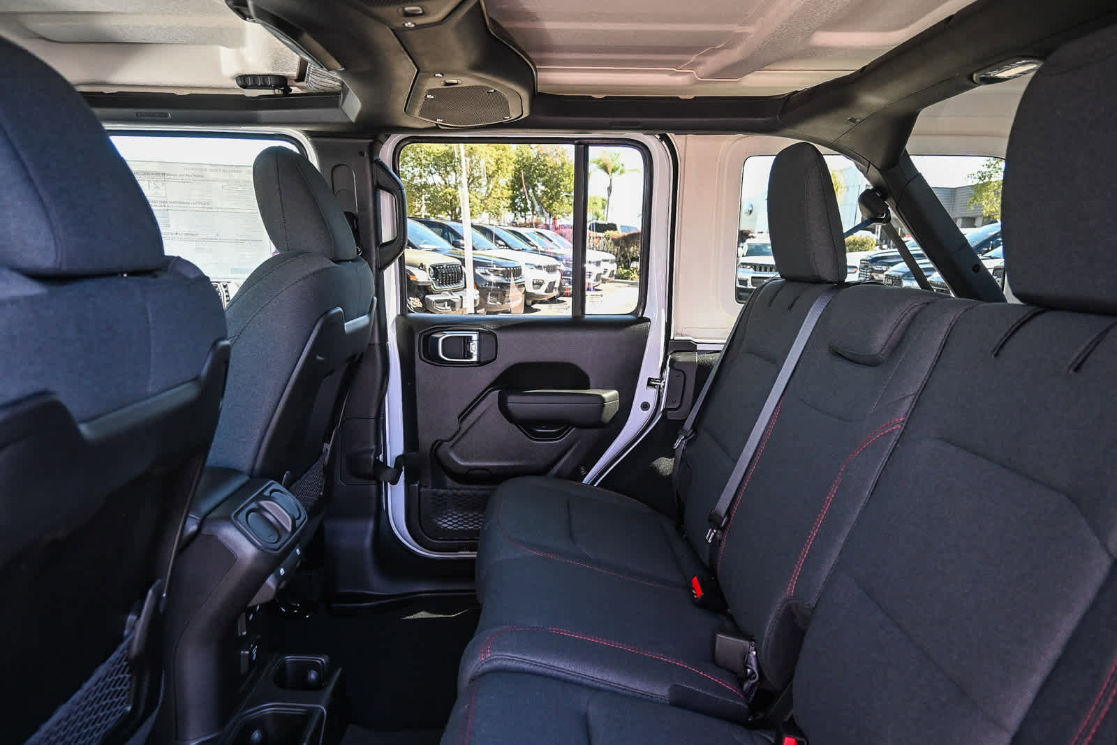 New 2026 Jeep Wrangler Unlimited Rubicon AWD/4WD image 13