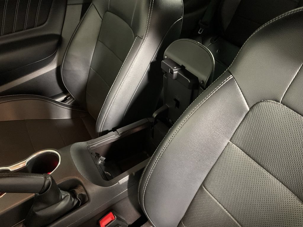 Used 2019 Ford Mustang GT Premium w/ GT Performance Package RWD image 31
