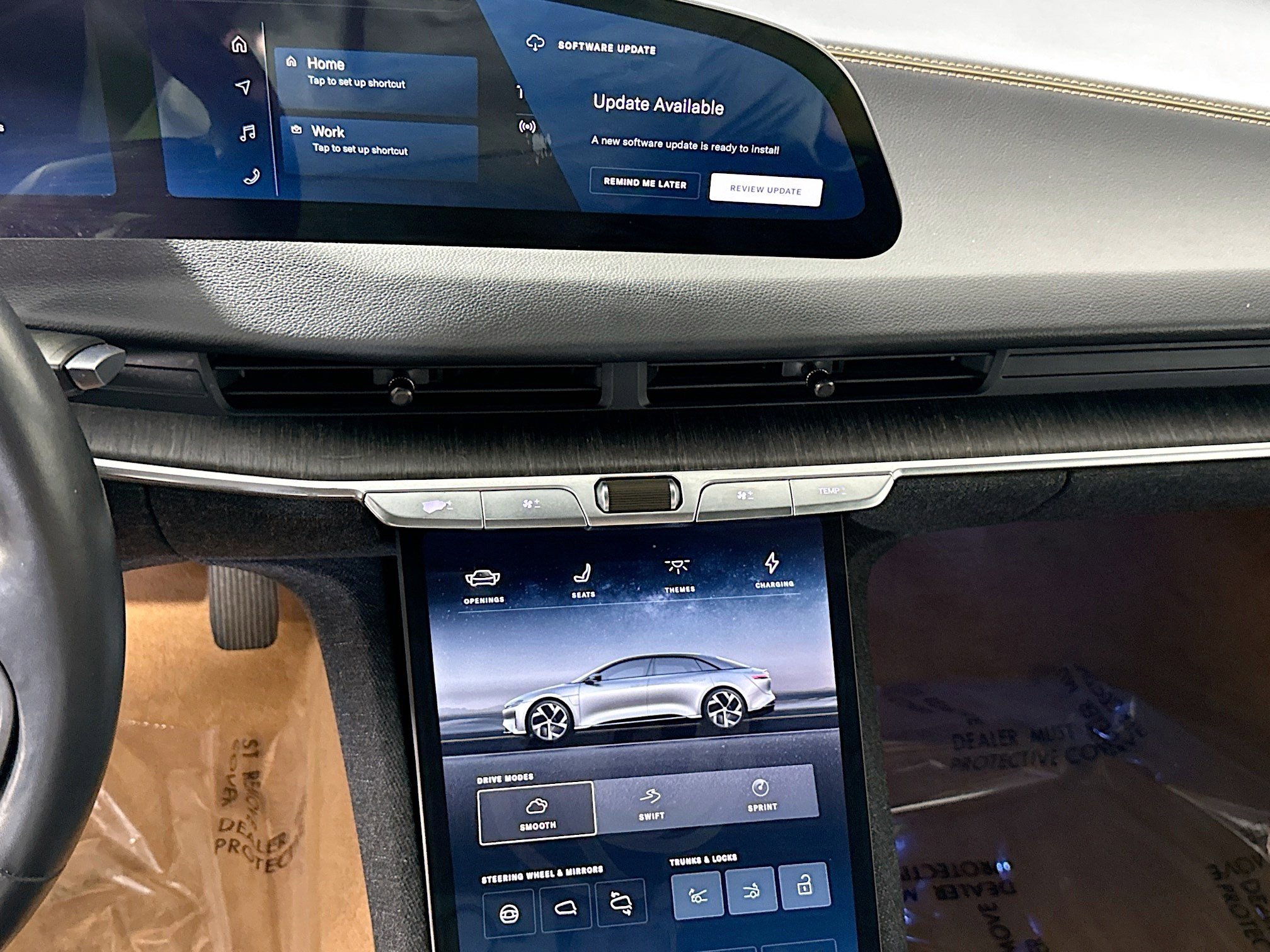 Used 2023 Lucid Air Touring image 18