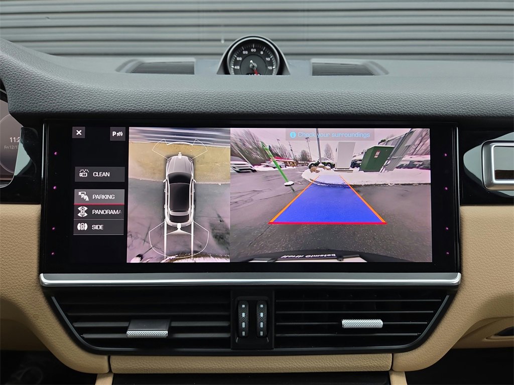 Used 2021 Porsche Cayenne Coupe image 12