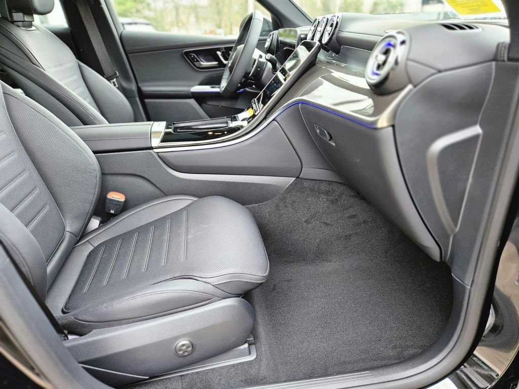 New 2026 Mercedes-Benz GLC 43 AMG 4MATIC image 11