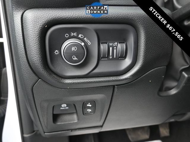 Used 2025 RAM 1500 Laramie image 17