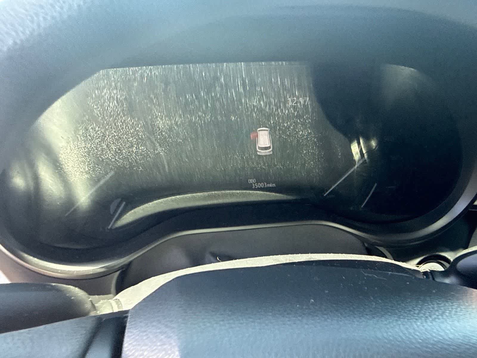 Used 2025 Toyota Sienna LE FWD image 17