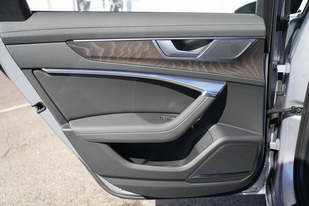 Used 2022 Audi A6 Premium Plus w/ Premium Plus Package image 38