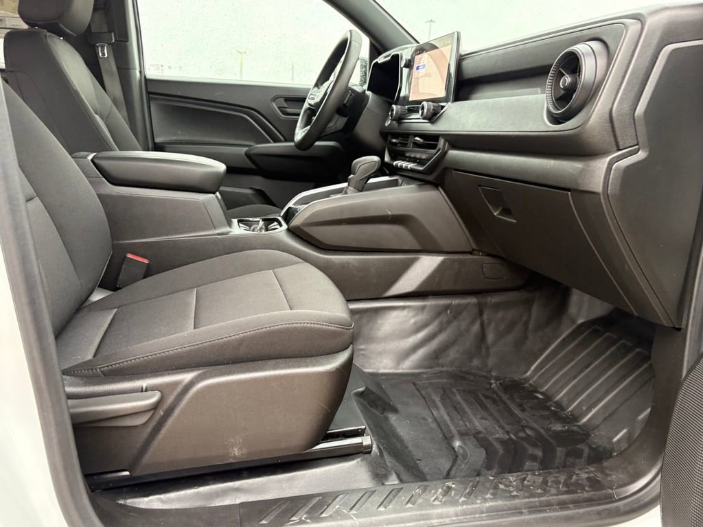Used 2024 Chevrolet Colorado W/T w/ Safety Package image 38