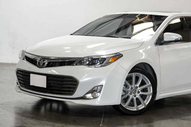 Used 2014 Toyota Avalon Limited FWD image 7