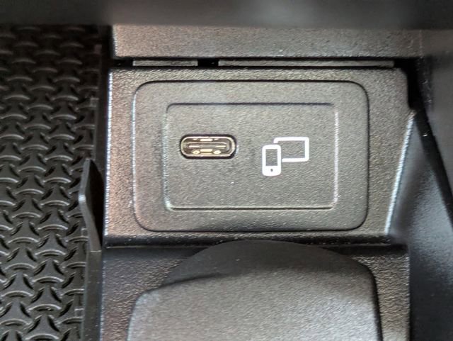 Used 2021 Mercedes-Benz E 350 4MATIC Sedan image 22