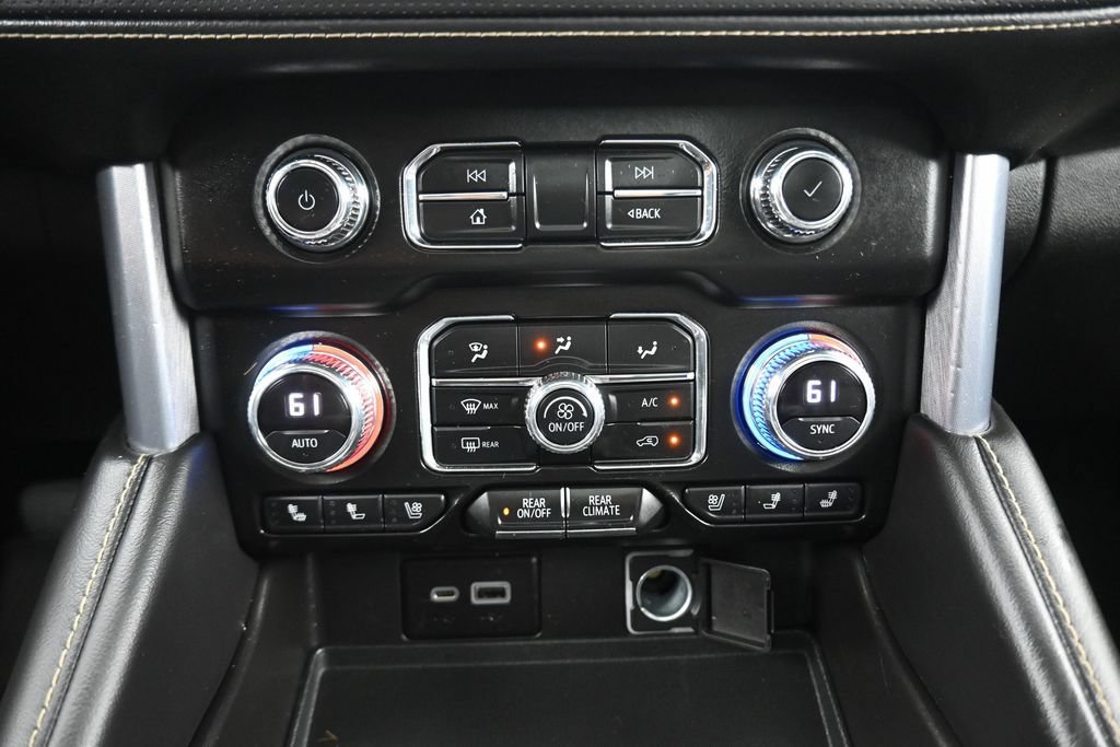 Used 2022 GMC Yukon XL SLT w/ SLT Premium Package AWD/4WD image 27