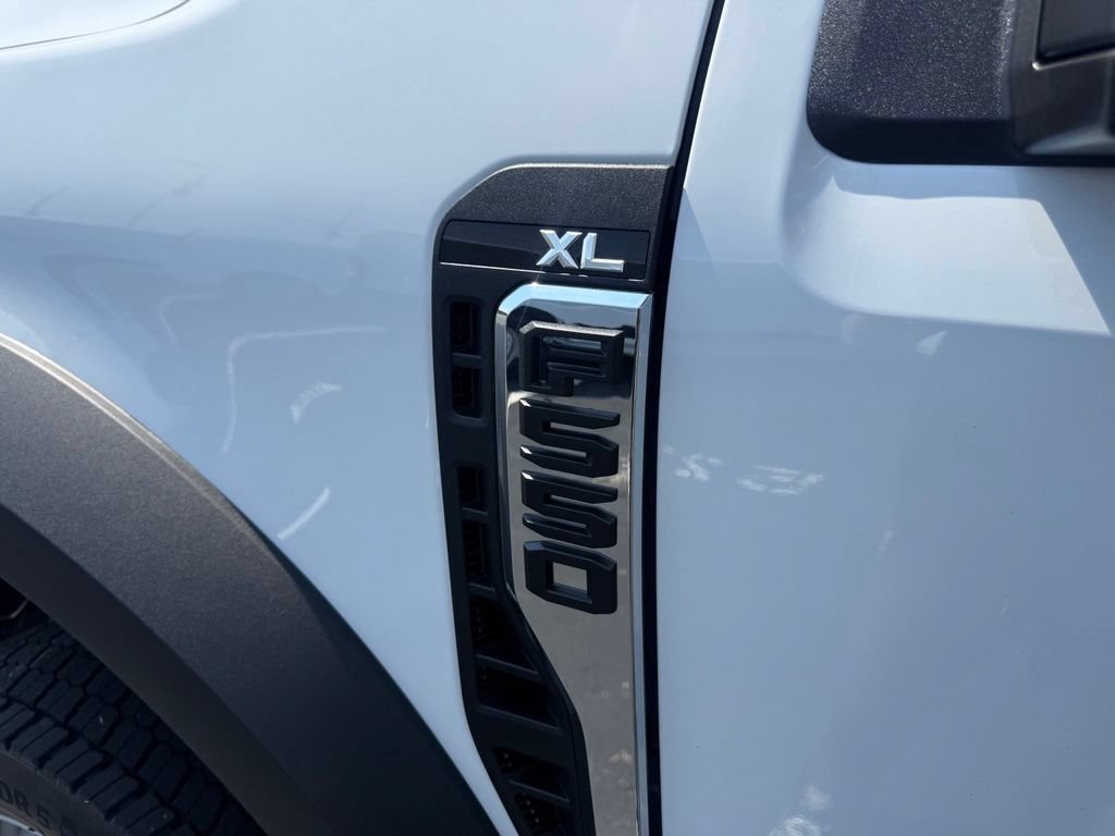 New 2026 Ford F550 4x4 Regular Cab Super Duty image 12