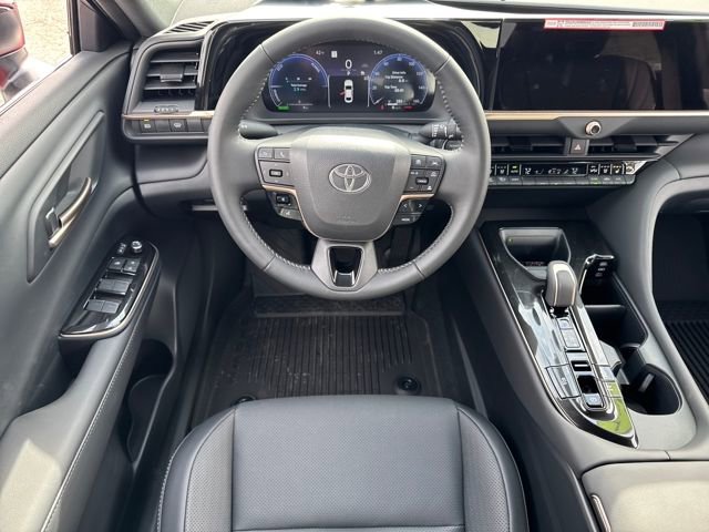 New 2026 Toyota Crown XLE image 12