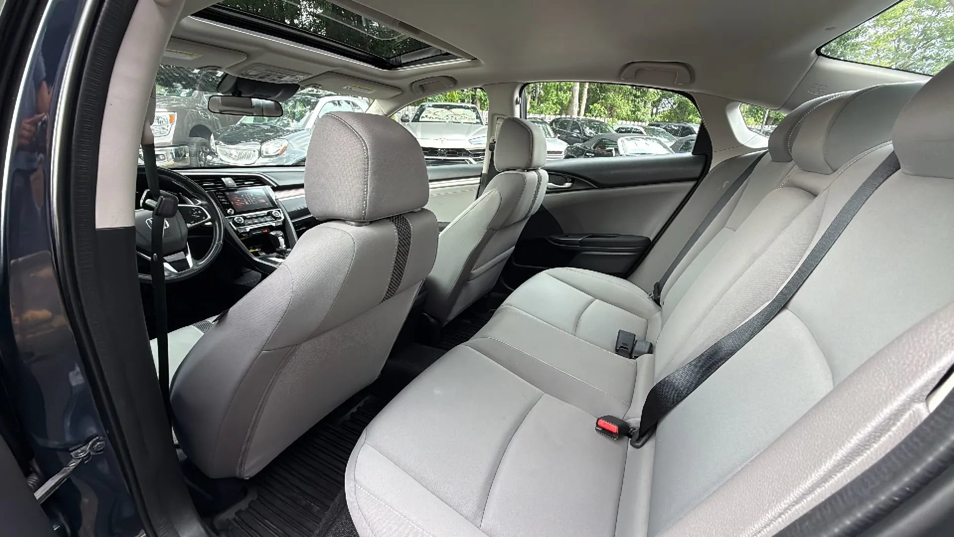Used 2020 Honda Civic EX image 24