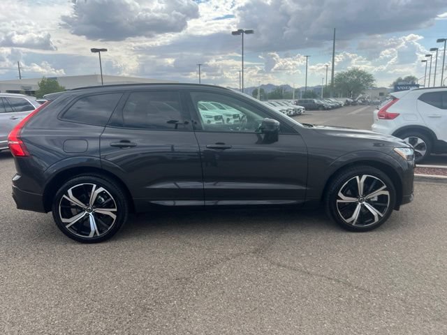 Certified 2025 Volvo XC60 B5 Ultra w/ Protection Package Premier AWD/4WD image 8