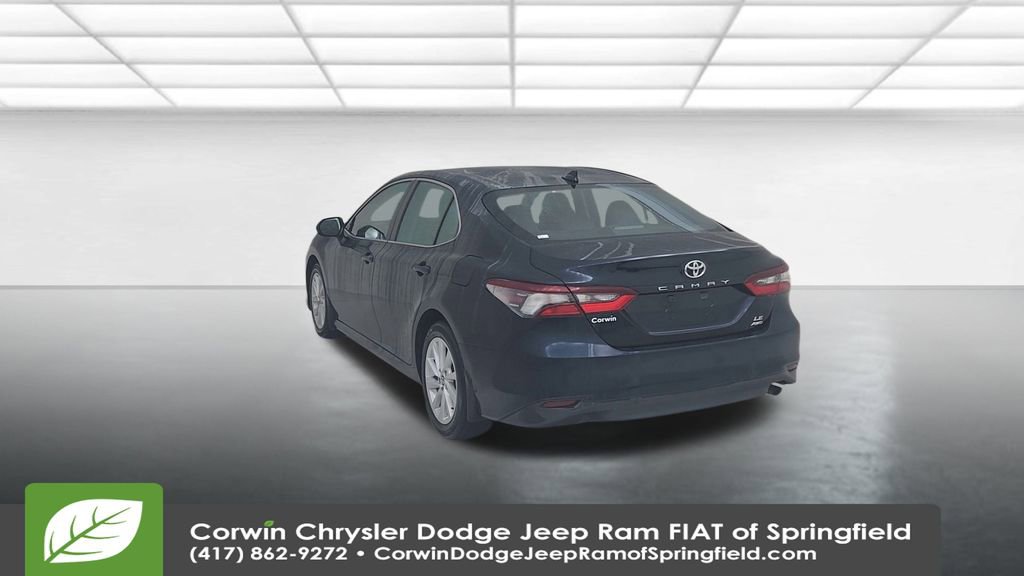 Used 2021 Toyota Camry LE image 11