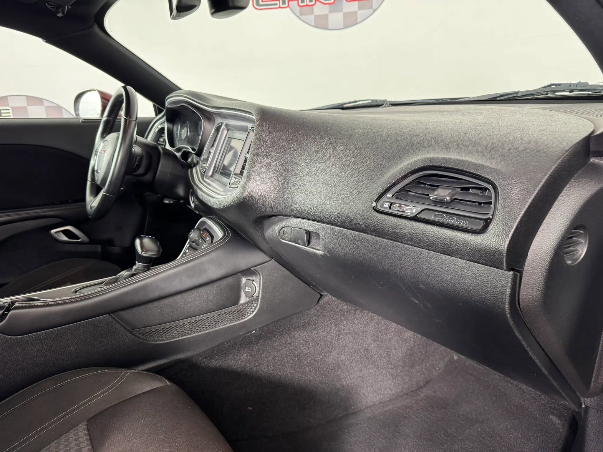 Used 2021 Dodge Challenger SXT w/ Driver Convenience Group image 11