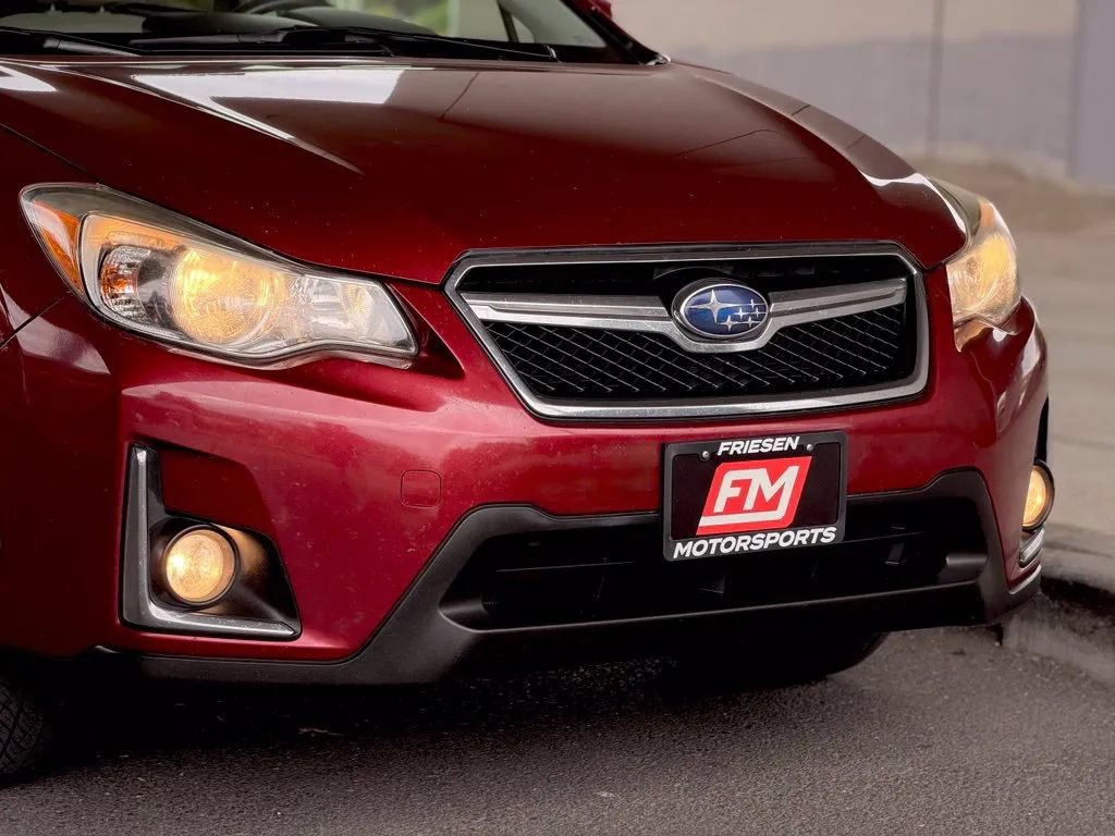 Used 2017 Subaru Crosstrek 2.0i Premium AWD/4WD image 11