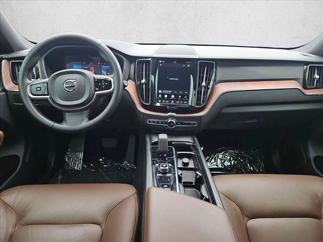 Used 2024 Volvo XC60 T8 Plus w/ Climate Package AWD/4WD image 16