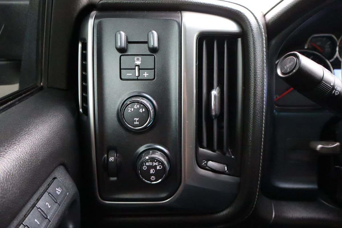 Used 2015 Chevrolet Silverado 2500 LTZ w/ Duramax Plus Package image 27