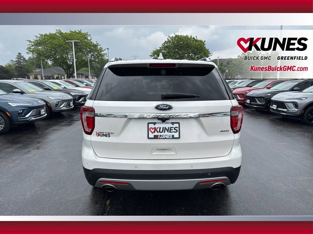 Used 2017 Ford Explorer Limited w/ Equipment Group 301A AWD/4WD image 6
