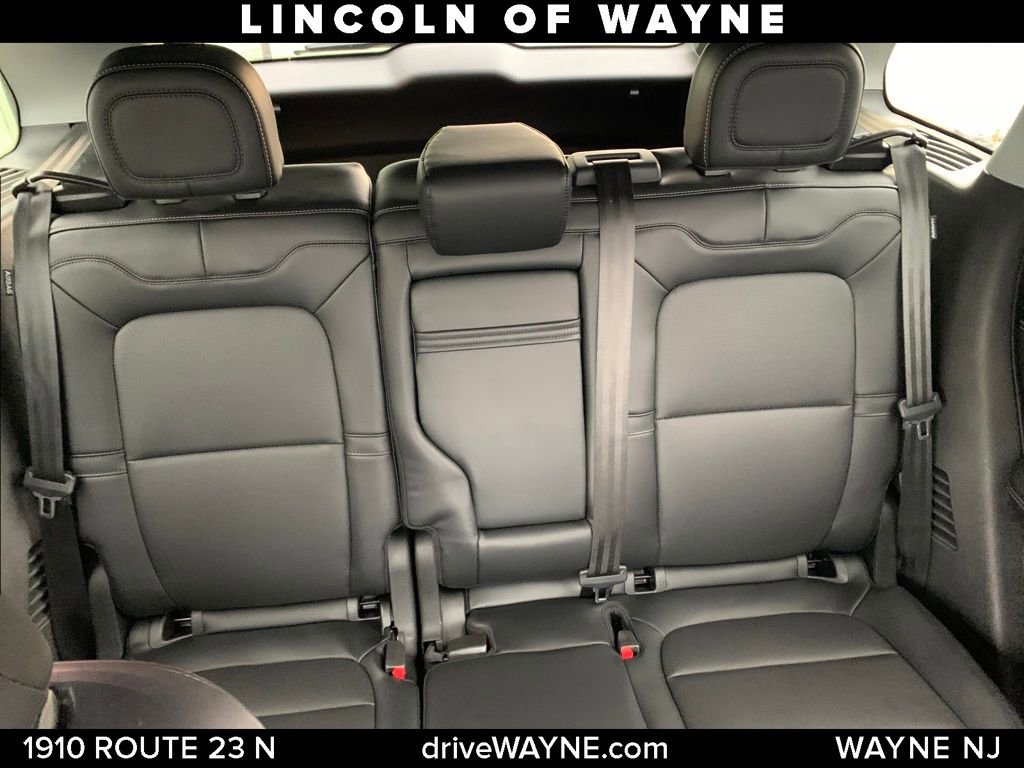 Certified 2022 Lincoln Corsair AWD w/ Equipment Group 101A image 14