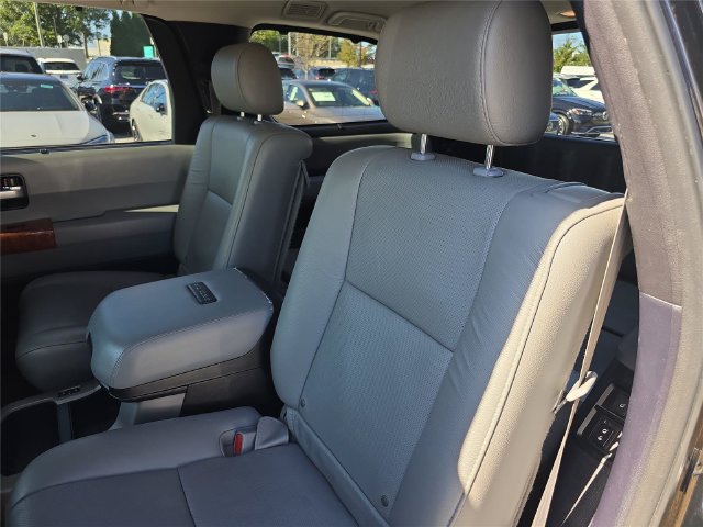 Used 2018 Toyota Sequoia Platinum RWD image 13