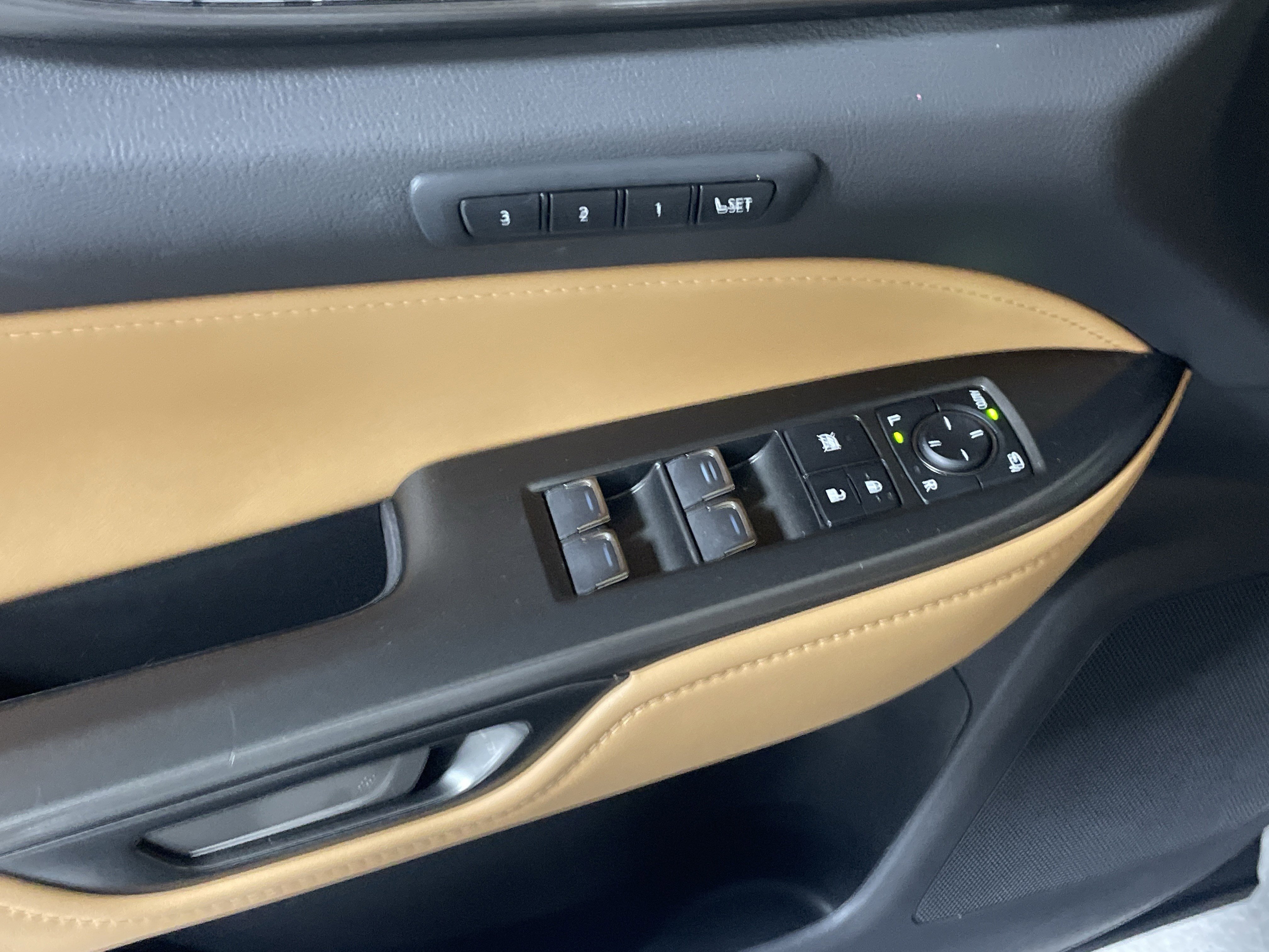 Used 2024 Lexus NX 250 FWD image 15