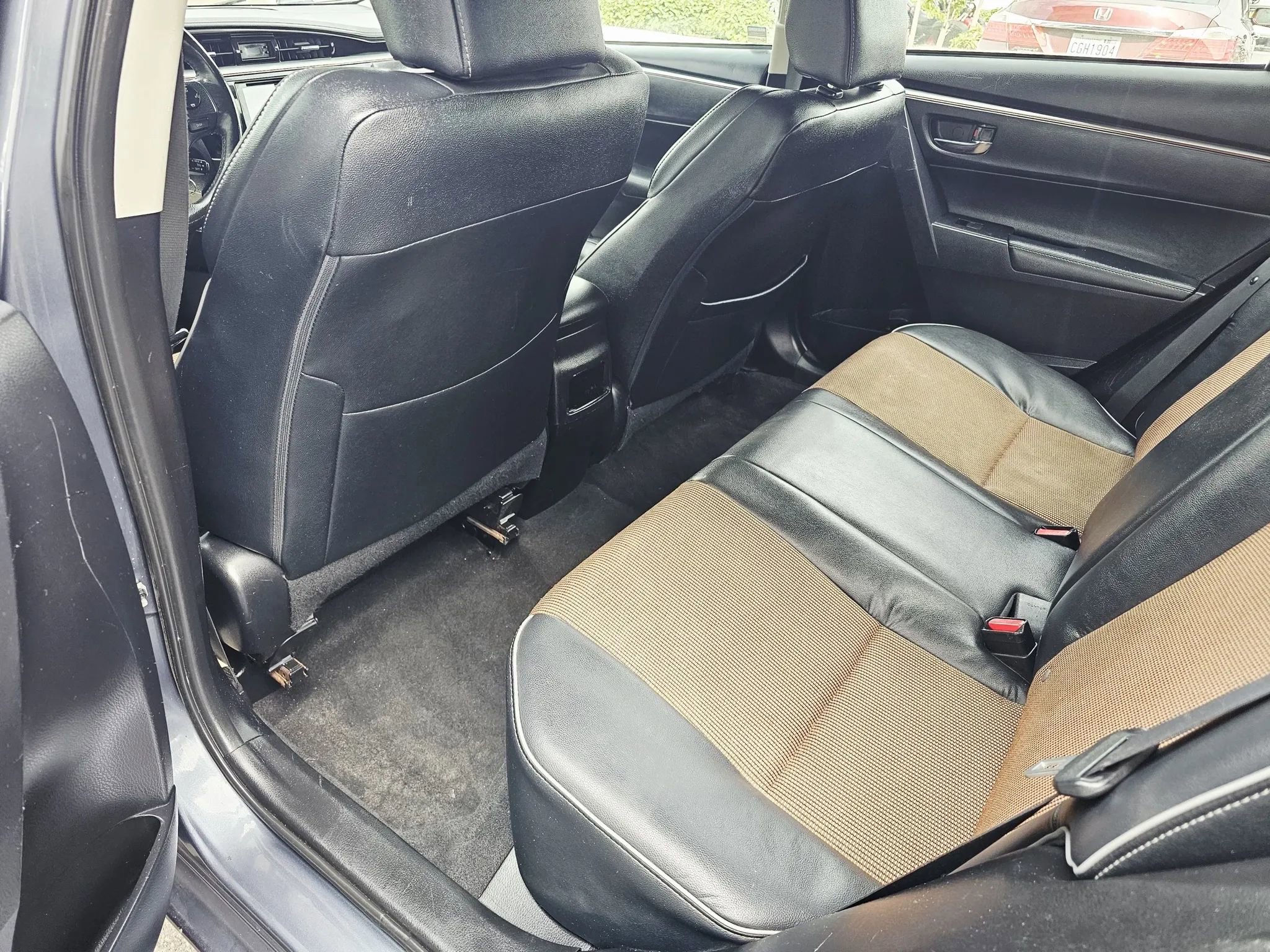 Used 2014 Toyota Corolla S image 10