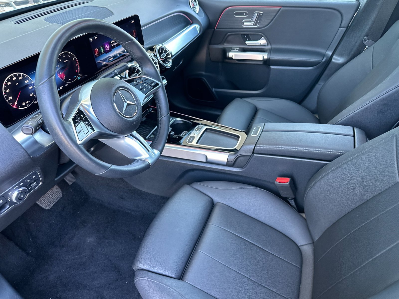 Certified 2026 Mercedes-Benz GLB 250 image 10