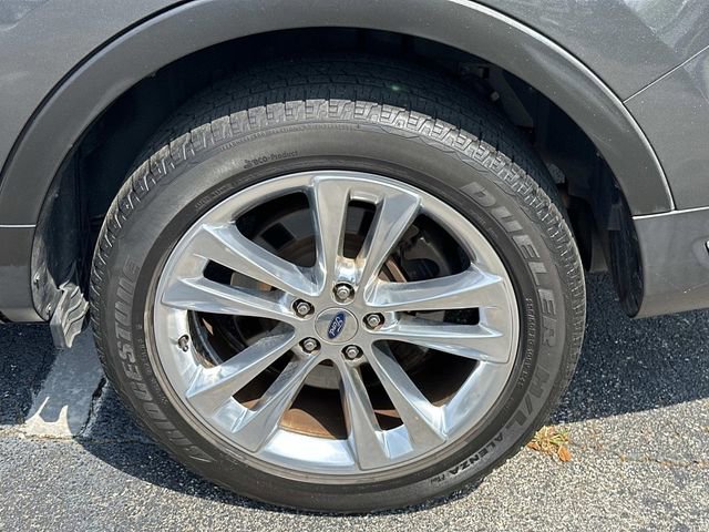 Used 2019 Ford Explorer Limited image 10