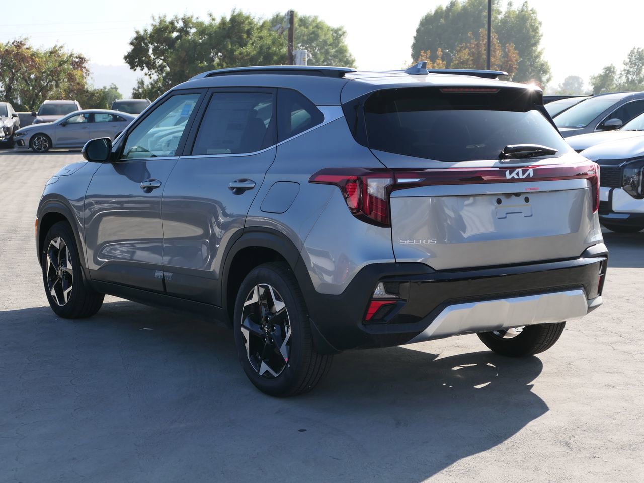 New 2026 Kia Seltos EX image 4