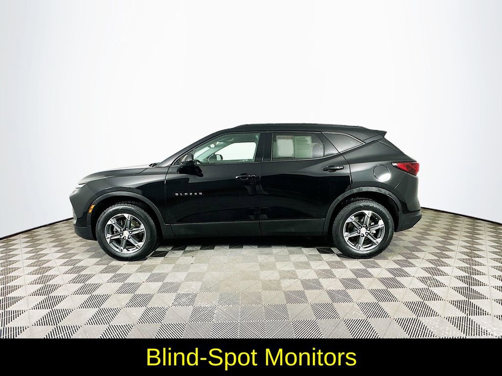 Used 2024 Chevrolet Blazer LT w/ Convenience Package FWD image 6