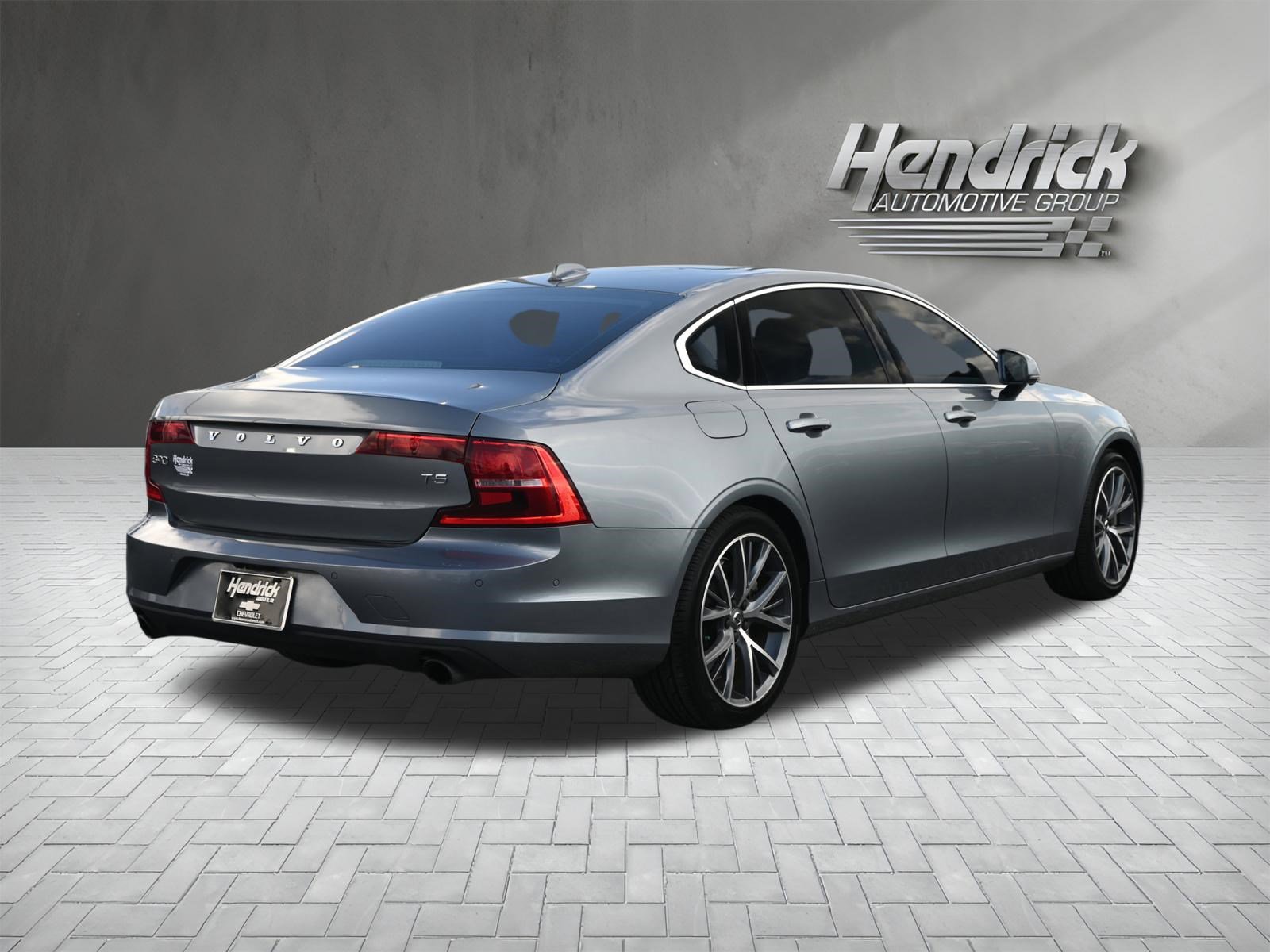 Used 2018 Volvo S90 T5 Momentum FWD image 10