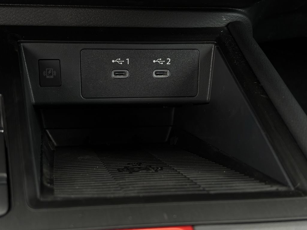New 2026 Nissan Kicks SR w/ Cold Weather Package FWD image 19