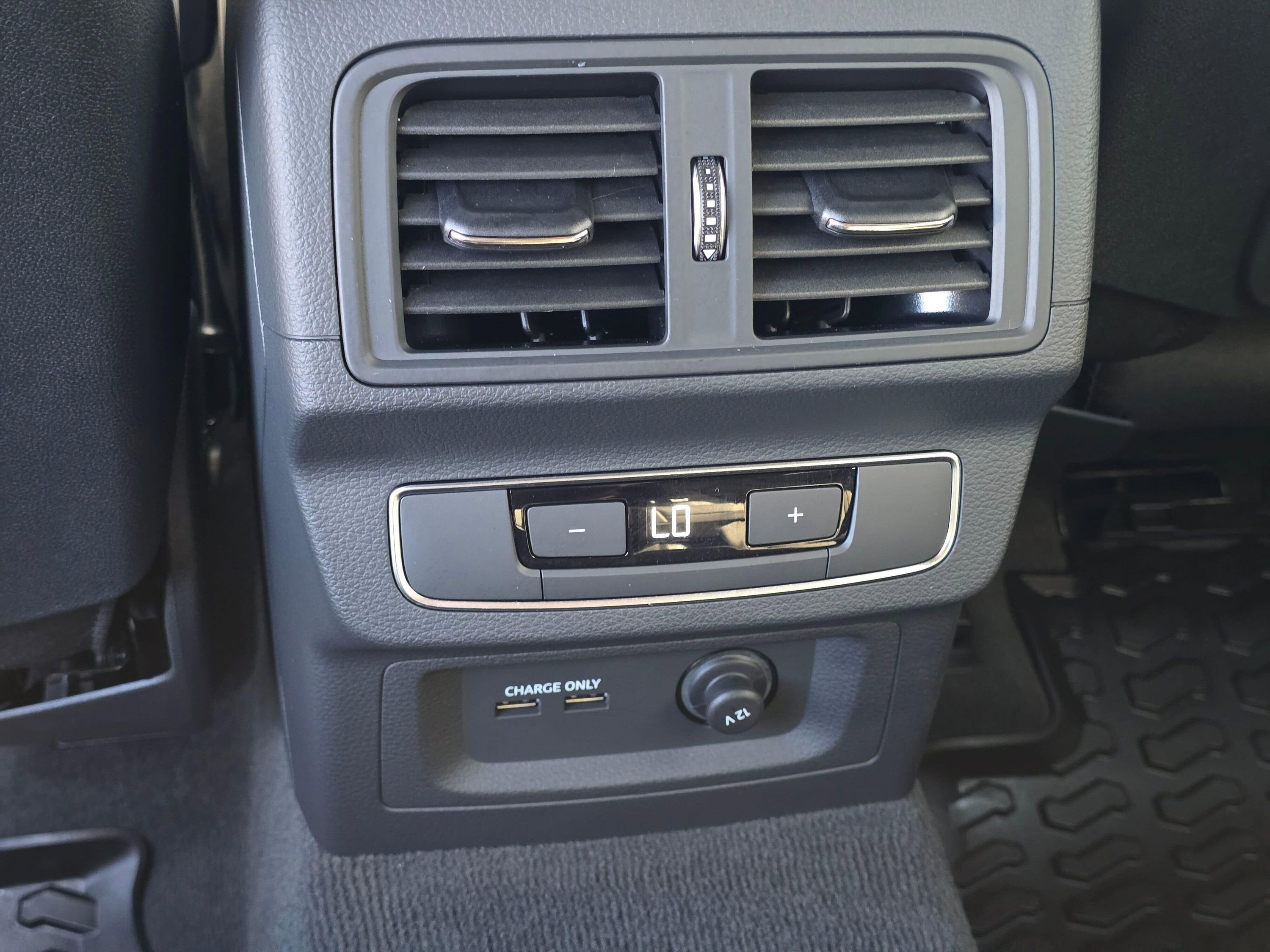 Certified 2025 Audi Q5 2.0T Premium w/ Convenience Plus Package image 19
