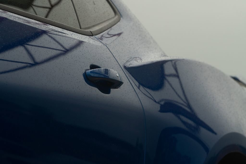 Used 2018 Chevrolet Camaro SS RWD image 19