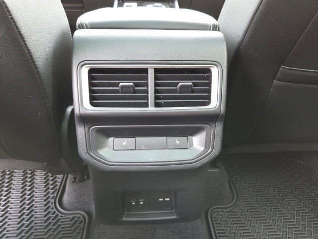 Used 2024 Volkswagen Atlas Cross Sport SEL R-Line w/ Adventure Package AWD/4WD image 23