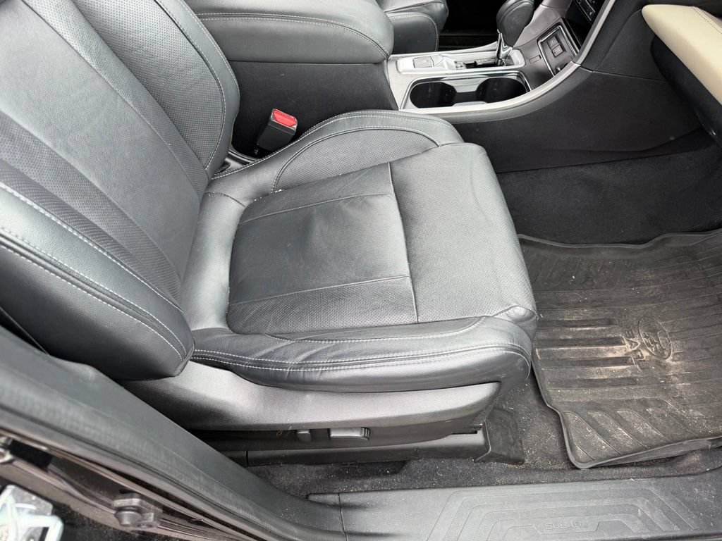 Used 2022 Subaru Ascent Limited w/ Technology Package AWD/4WD image 18