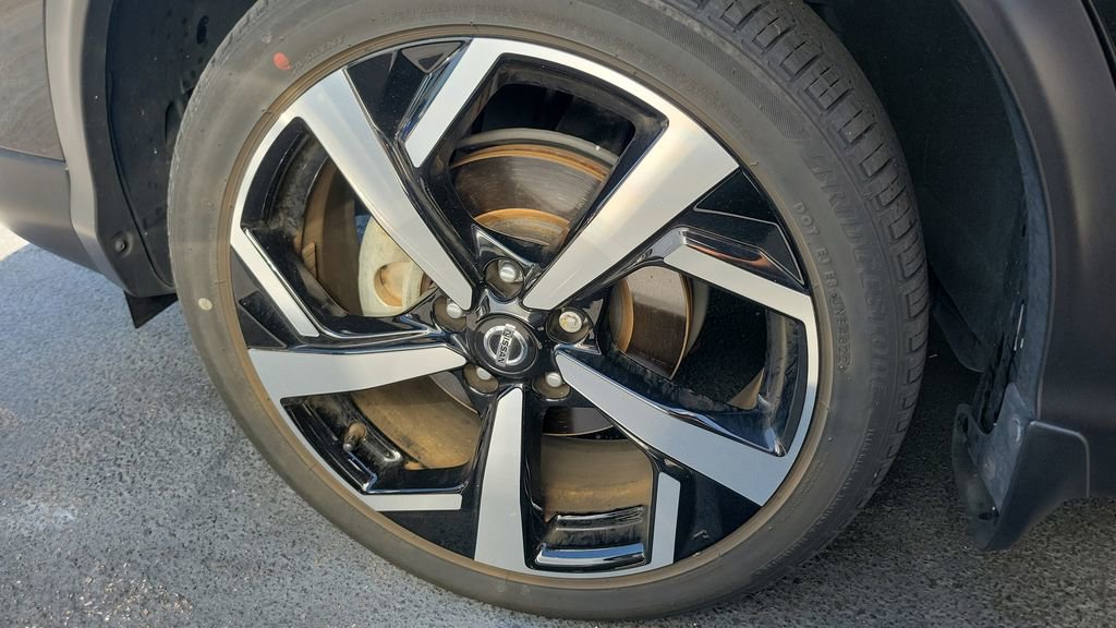 Used 2022 Nissan Rogue Sport SL image 4