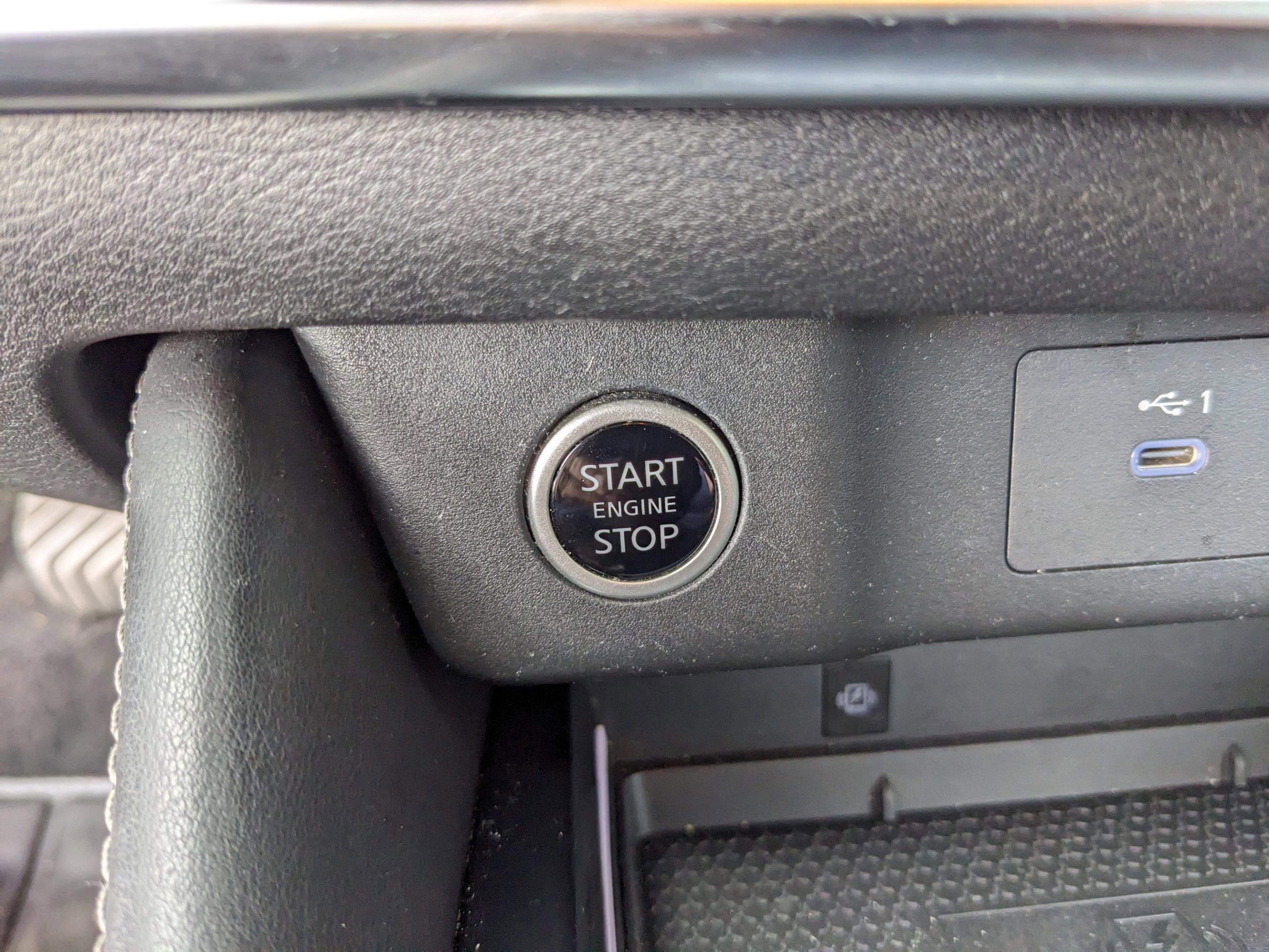 Used 2021 Nissan Rogue Platinum image 26