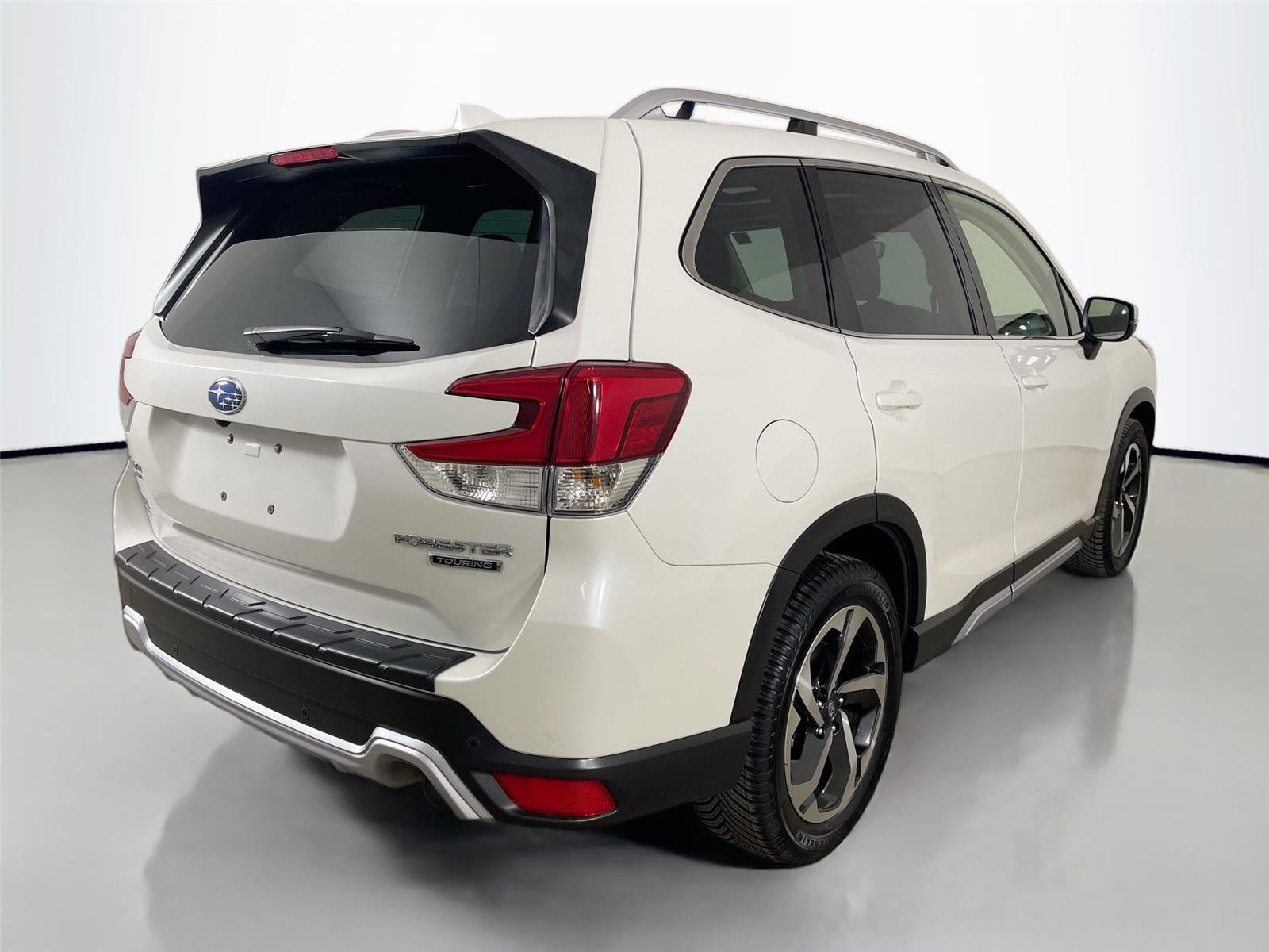 Used 2023 Subaru Forester Touring AWD/4WD image 13