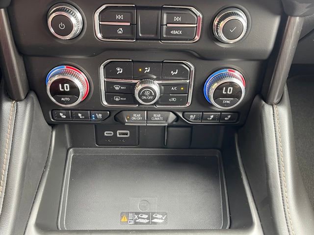 Used 2024 GMC Yukon AT4 image 13