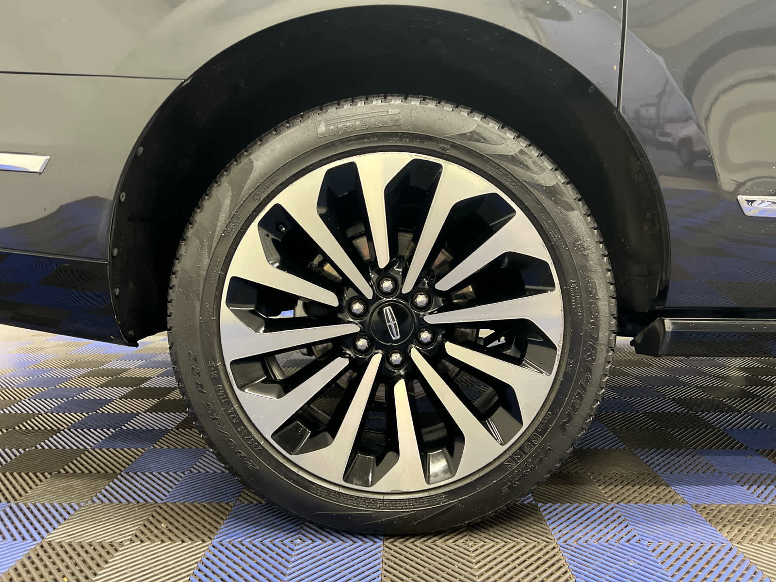 Used 2022 Lincoln Navigator L Reserve image 39