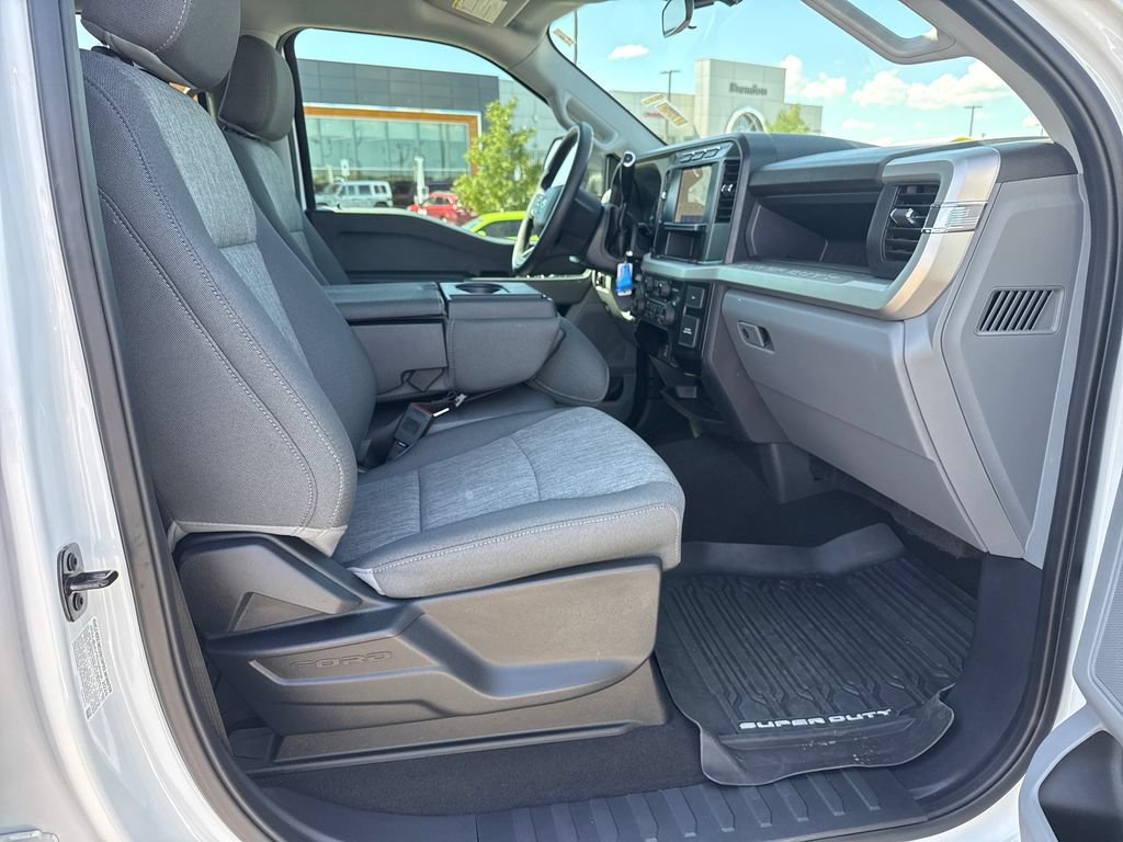 Used 2024 Ford F250 XL w/ STX Appearance Package AWD/4WD image 30