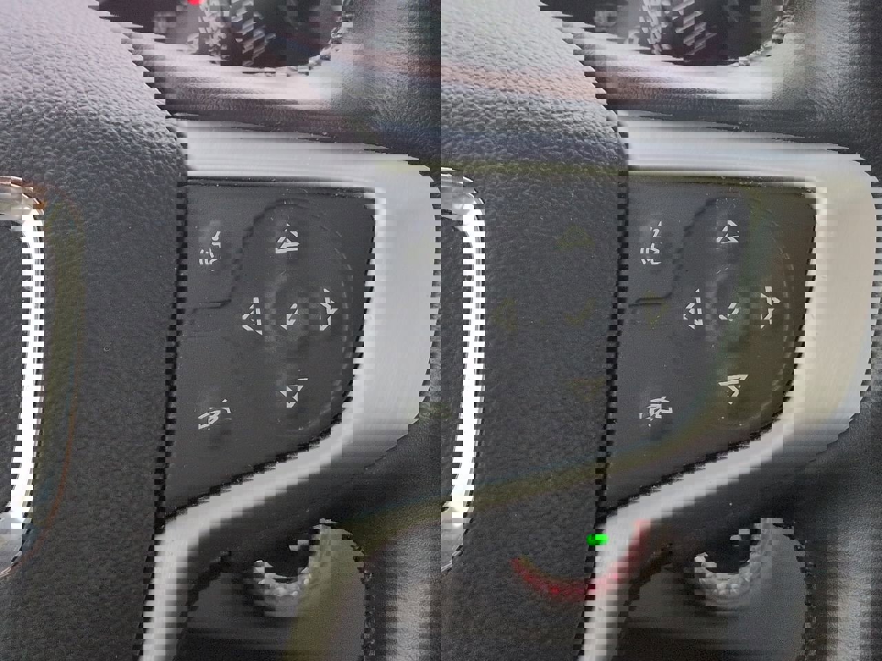 Certified 2022 GMC Terrain SLT w/ Tech Package image 34