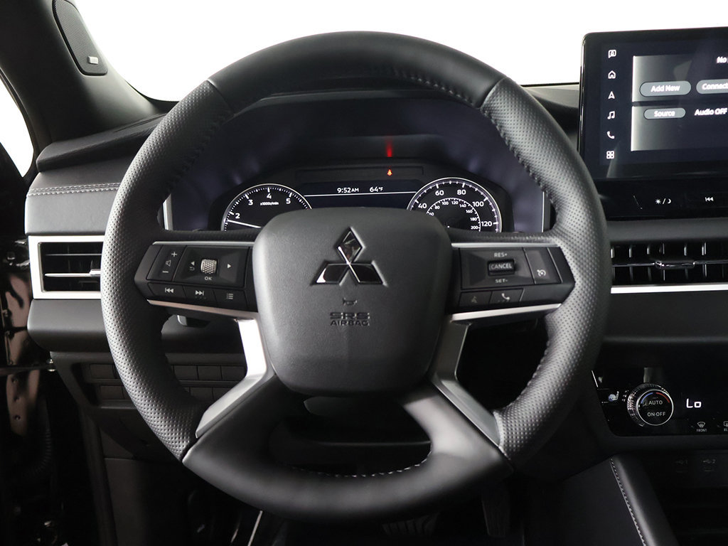 New 2026 Mitsubishi Outlander LE FWD image 36
