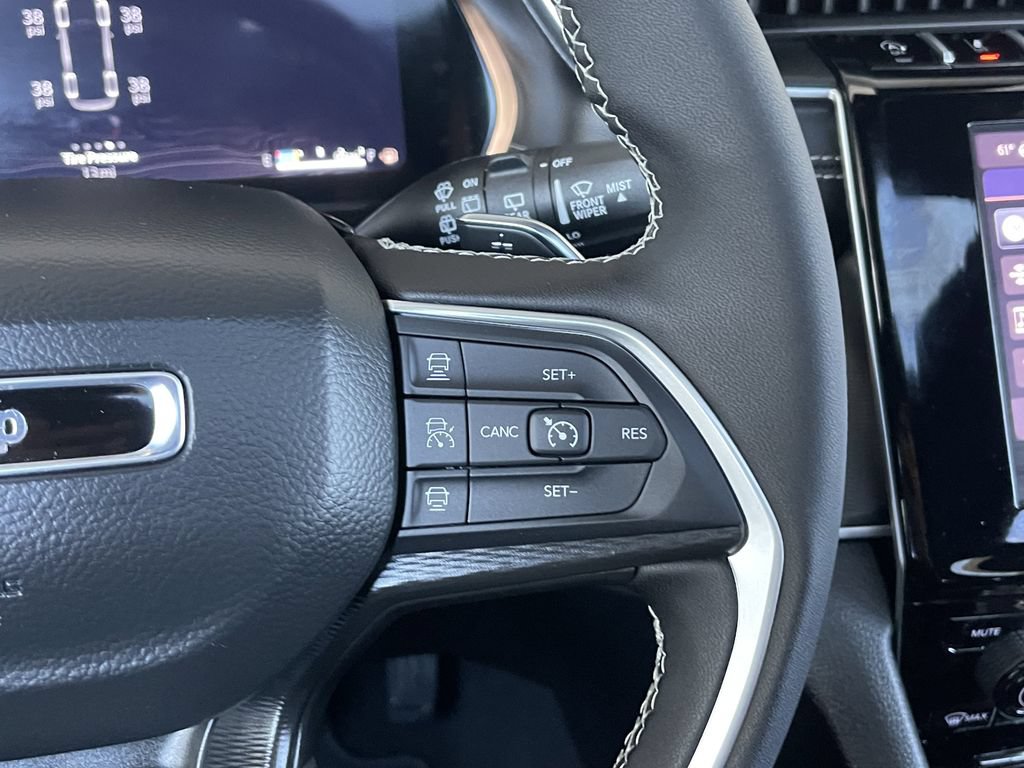 New 2026 Jeep Grand Cherokee L 4WD image 26