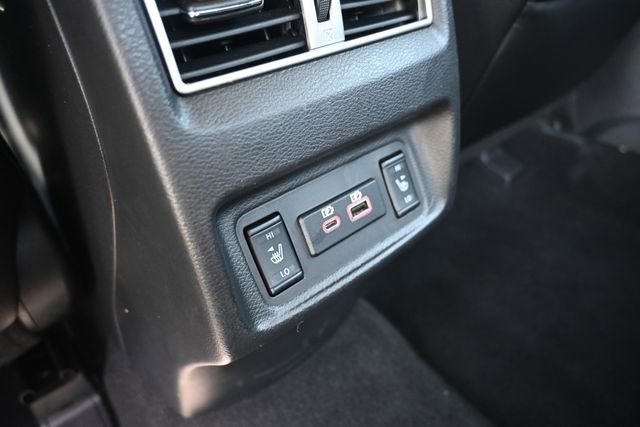 Used 2023 Nissan Maxima SL FWD image 25